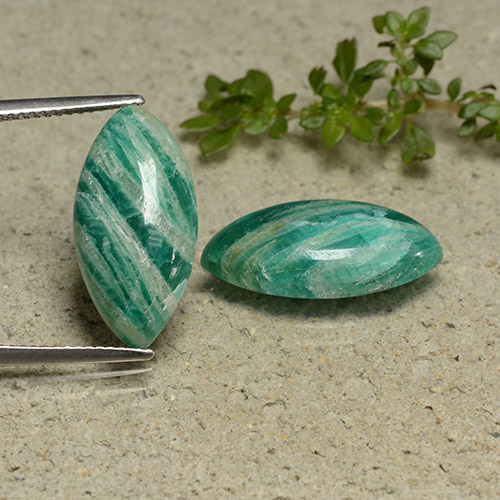 13.09克拉天然天河石，马眼形，不透明