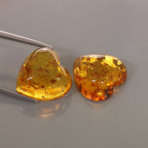 天然橙色琥珀，透明，15.9×15.8毫米，透明/半透明