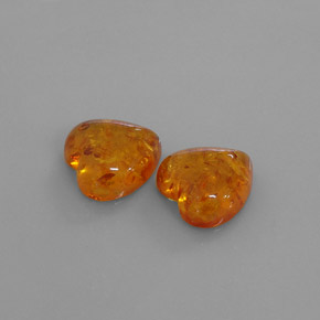 天然橙色琥珀，透明，15.8×15.7毫米，透明/半透明