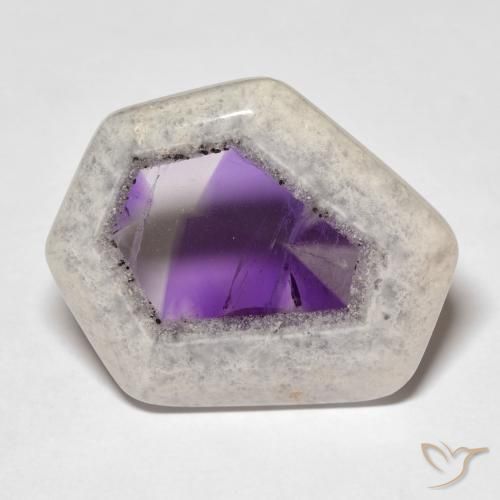 29.19克拉天然多色紫水晶晶洞切片，异形，26.3×23.9毫米，透明
