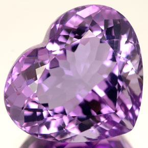 12.13克拉天然紫罗兰色紫水晶，心形，16.4×14.2毫米，VVS