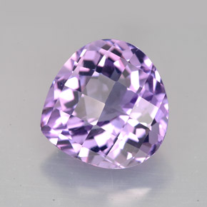8.58克拉天然紫罗兰色紫水晶，梨形，13.6×13.5毫米，VVS