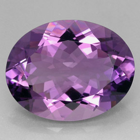28.36克拉天然紫罗兰色紫水晶，椭圆形切割，24.7×19.2毫米，IF