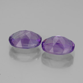 天然紫罗兰色紫水晶，椭圆形切割，7.9×6.1毫米，VVS-VS