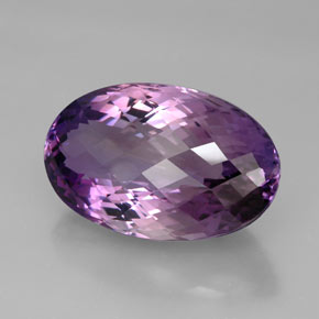 63.30克拉天然紫罗兰色紫水晶，椭圆形切割，32.8×20.4毫米，IF