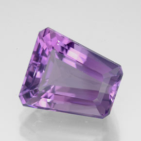 5.86克拉天然紫罗兰色紫水晶，异形，11.9×10.5毫米，VVS