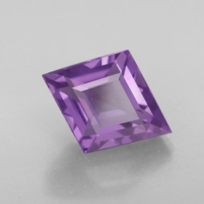 6.47克拉天然紫罗兰色紫水晶，异形，15.8×12.6毫米，VVS
