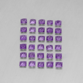 天然紫罗兰色紫水晶，方形，2.9×2.9毫米，VS