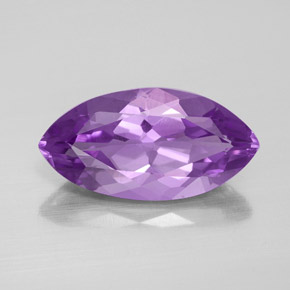 5.29克拉天然紫罗兰色紫水晶，马眼形，17.8×9.1毫米，VVS-VS