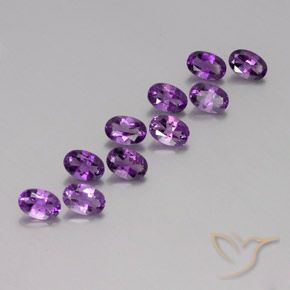 4.11克拉天然紫水晶，椭圆形，VVS-VS