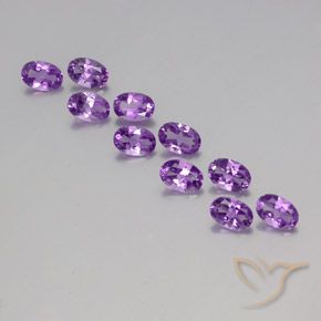 4.03克拉天然紫水晶，椭圆形，VVS-VS