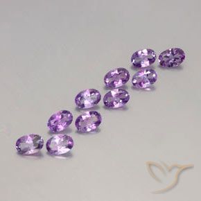 3.79克拉天然紫水晶，椭圆形，VVS-VS