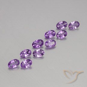 3.85克拉天然紫水晶，椭圆形，VVS-VS