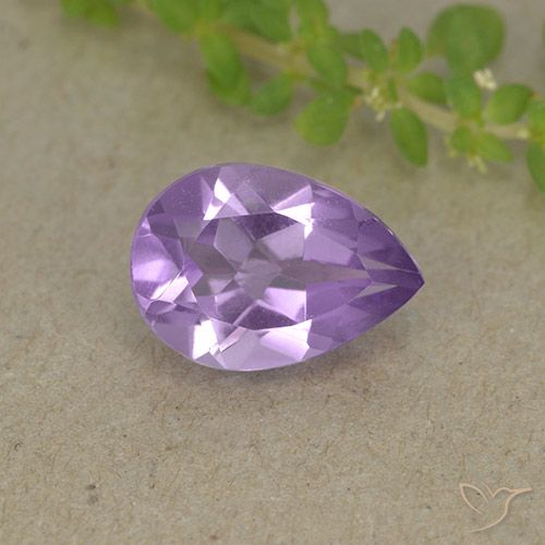 1.56克拉天然紫水晶，梨形，VVS-VS