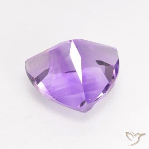 1.67克拉天然紫水晶，胖三角形，VS