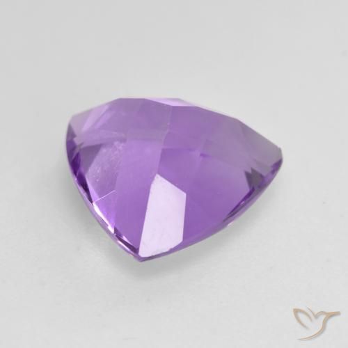 2.79克拉天然紫水晶，胖三角形，VS