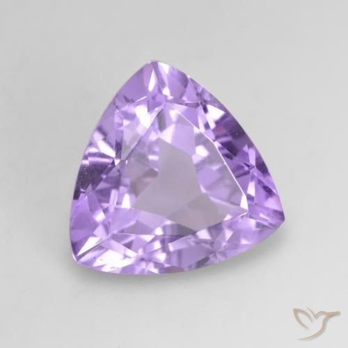 2.66克拉天然紫水晶，胖三角形，VVS-VS