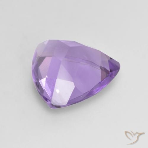 2.66克拉天然紫水晶，胖三角形，VVS-VS