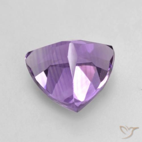 1.57克拉天然紫水晶，胖三角形，VVS-VS