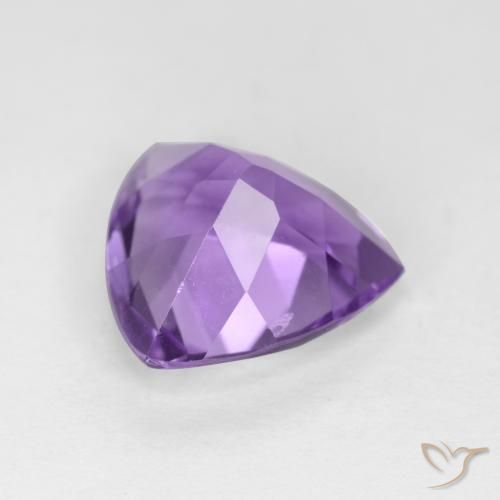 2.81克拉天然紫水晶，胖三角形，VS