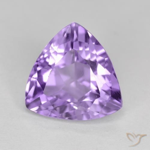2.69克拉天然紫水晶，胖三角形，VS