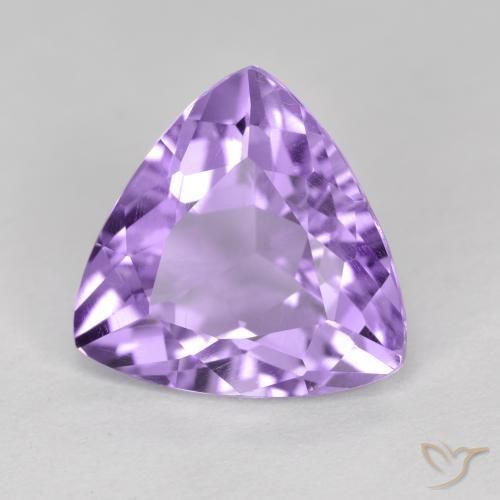2.81克拉天然紫水晶，胖三角形，VS