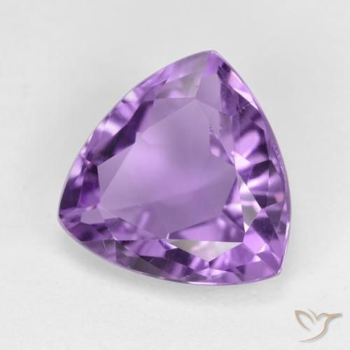 2.98克拉天然紫水晶，胖三角形，VS