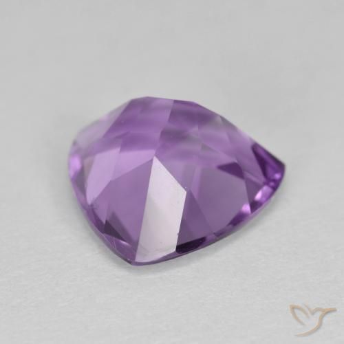 2.65克拉天然紫水晶，胖三角形，VS