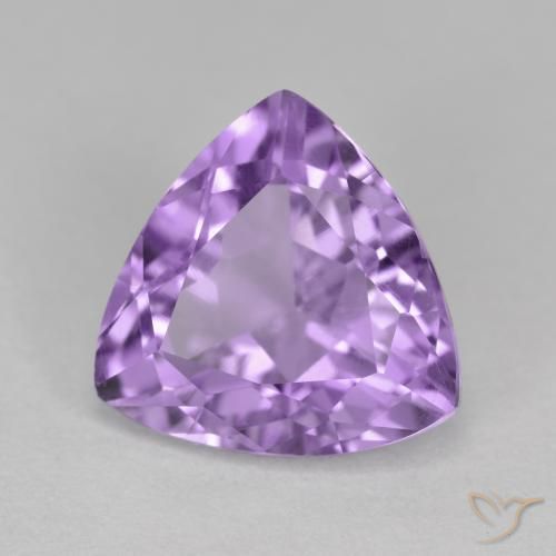 3.00克拉天然紫水晶，胖三角形，VS