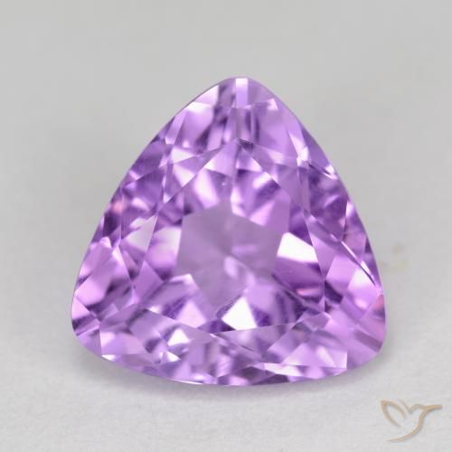 2.92克拉天然紫水晶，胖三角形，VS