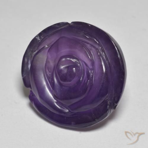 16.93克拉天然紫水晶，花形切割，半透明