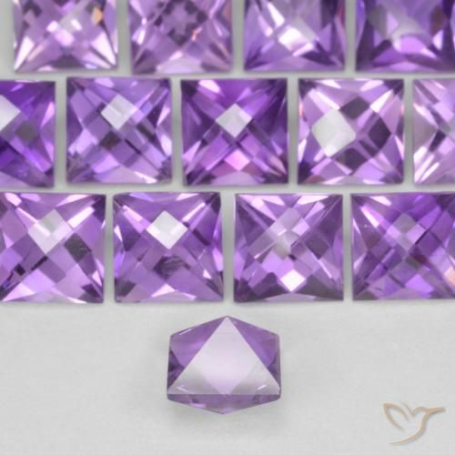 0.67克拉天然紫水晶，正方形，VVS-VS