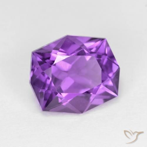 4.36克拉天然紫水晶，花式切割，VVS-VS