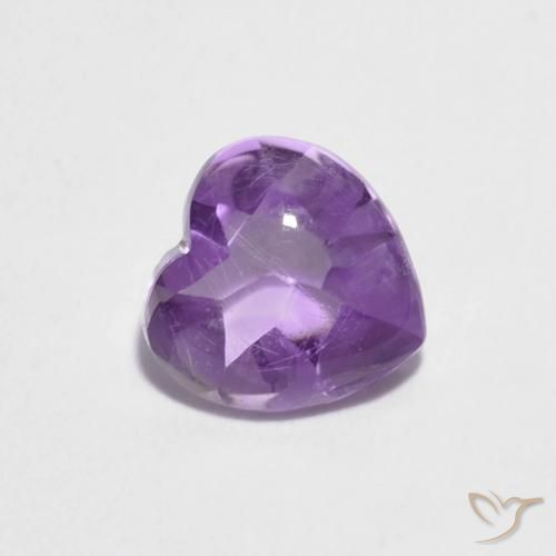 0.89克拉天然紫水晶，心形，透明