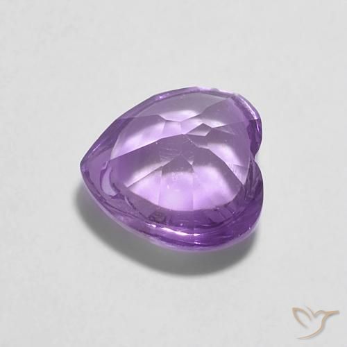 0.84克拉天然紫水晶，心形，透明
