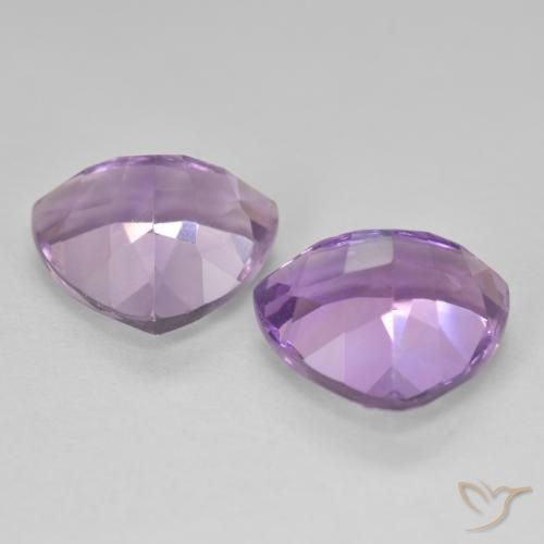 5.63克拉天然紫水晶，胖三角形，VS