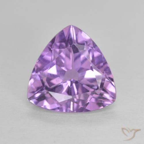 2.77克拉天然紫水晶，胖三角形，VVS