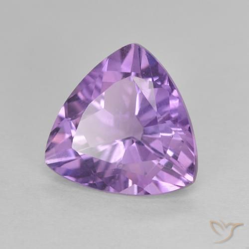 2.77克拉天然紫水晶，胖三角形，VVS