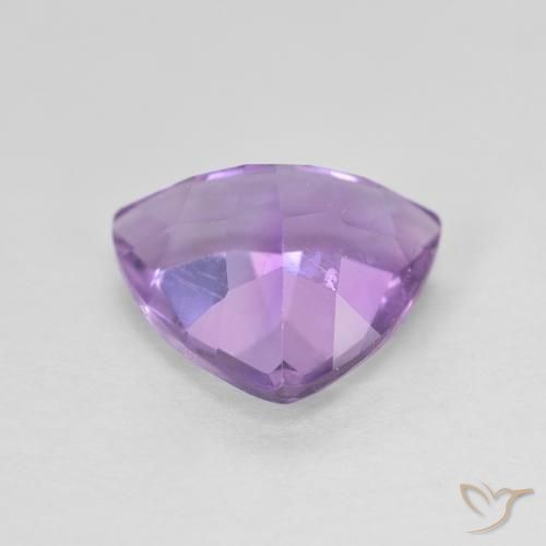 2.66克拉天然紫水晶，胖三角形，VVS-VS