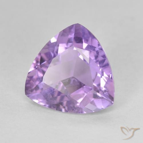 2.81克拉天然紫水晶，胖三角形，VS