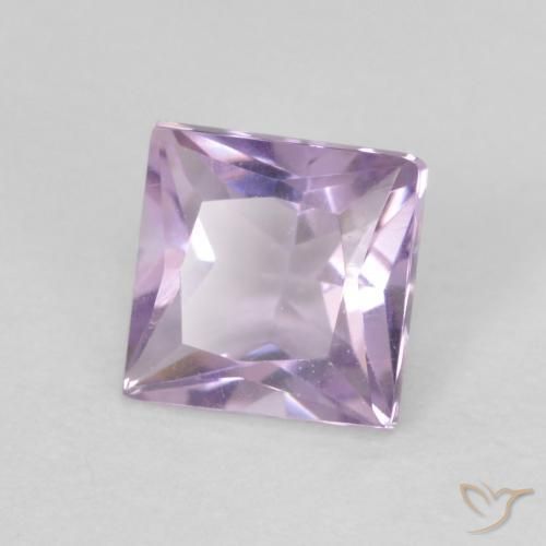 0.62克拉天然紫水晶，正方形，VVS