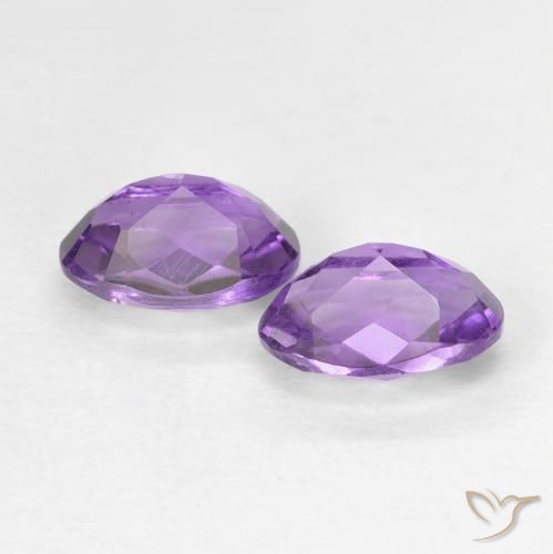 0.90克拉天然紫水晶，椭圆形，VVS-VS