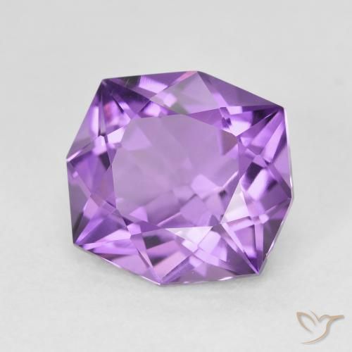 4.77克拉天然紫水晶，花式切割，VVS-VS