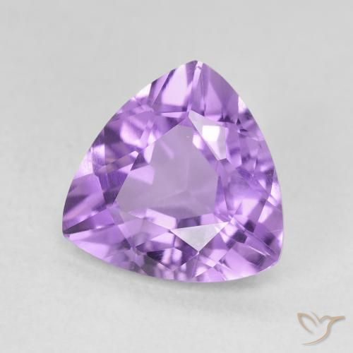 2.62克拉天然紫水晶，胖三角形，VVS-VS