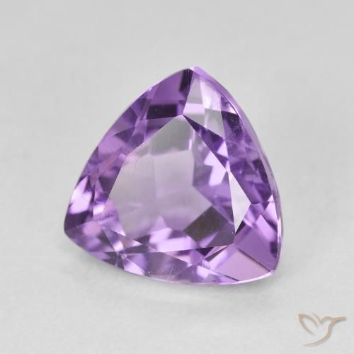 3.00克拉天然紫水晶，胖三角形，VS