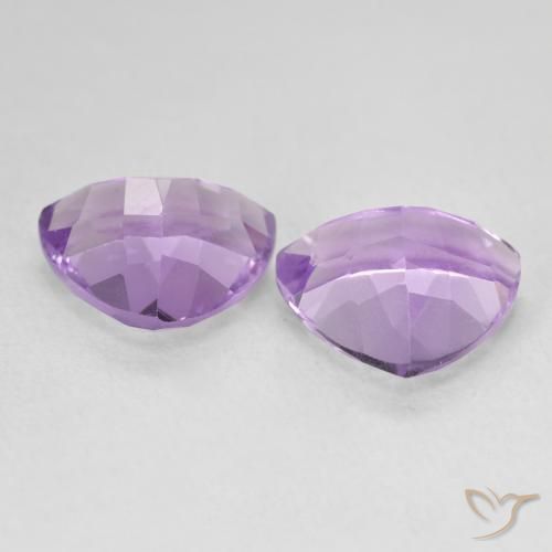 5.63克拉天然紫水晶，胖三角形，VS