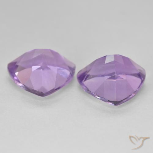 5.71克拉天然紫水晶，胖三角形，VS