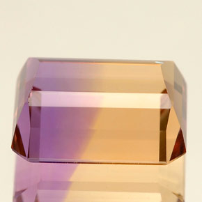 5.88克拉天然双色紫黄晶，祖母绿式切割，12×10.2毫米，IF