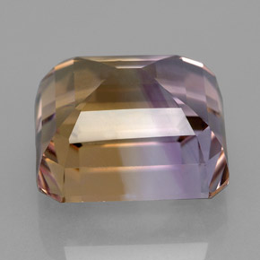 11.76克拉天然双色紫黄晶，祖母绿式切割，13.5×12.3毫米，VVS