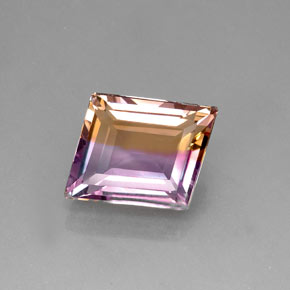 17.14克拉天然双色紫黄晶，异形，15.9×13.7毫米，IF